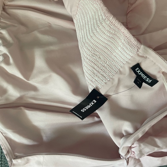 Express strapless floral knot bow romper - Picture 3 of 7